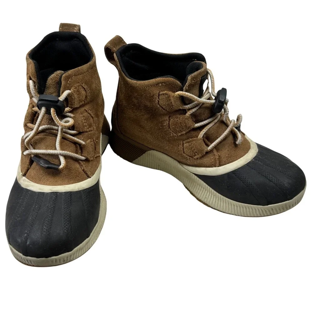 Sorel Out N About Classic Boots Kids 4 Elk Black Waterproof Suede NY4564-224